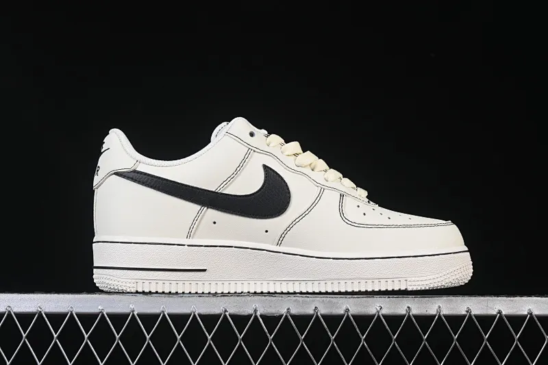 All categories Nk Air Force 1 Air Force series Nk Air Force 1 Low Air Force low-top Nike Air Force 1'07 Low distressed black hook Air Force 1 low-top casual sneakers ZH0316-093